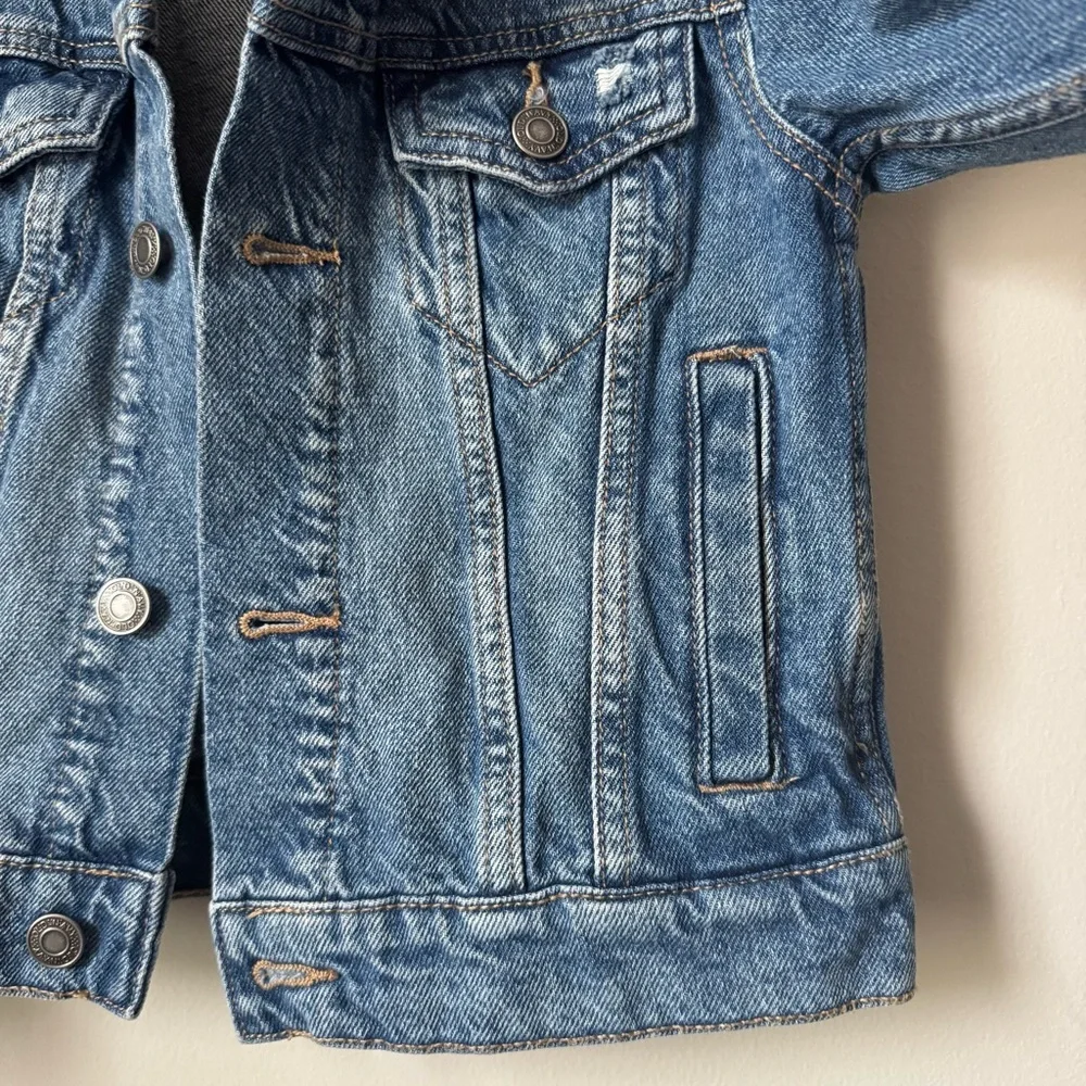 Old Navy Kids Jean Jacket - Classic Blue - Size 6-7